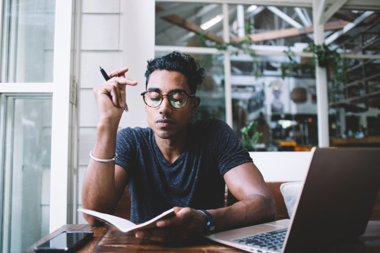Transformando dificuldades de relacionamento em autoaprendizagem